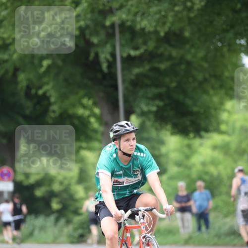 15.06.2025 - 7 Türme Triathlon Yannick Fuchs http://msf.ph/oto/8054371 15.06.2025 13:52:22 Radfahren  meine-sportfotos.de