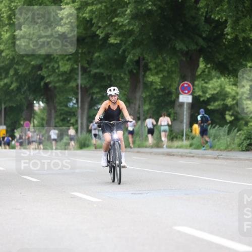 15.06.2025 - 7 Türme Triathlon Yannick Fuchs http://msf.ph/oto/8054412 15.06.2025 13:52:44 Radfahren  meine-sportfotos.de
