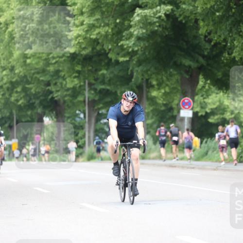 15.06.2025 - 7 Türme Triathlon Yannick Fuchs http://msf.ph/oto/8054433 15.06.2025 13:52:59 Radfahren  meine-sportfotos.de