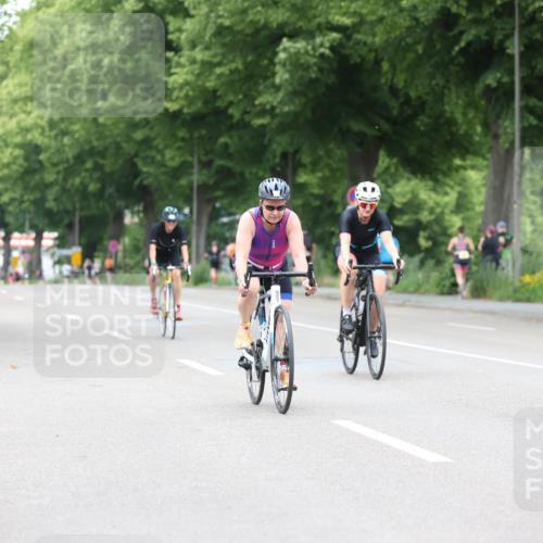 15.06.2025 - 7 Türme Triathlon Yannick Fuchs http://msf.ph/oto/8054441 15.06.2025 13:53:02 Radfahren  meine-sportfotos.de