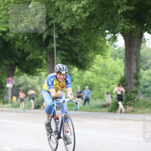15.06.2025 - 7 Türme Triathlon Yannick Fuchs http://msf.ph/oto/8054458 15.06.2025 13:53:11 Radfahren  meine-sportfotos.de