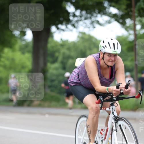 15.06.2025 - 7 Türme Triathlon Yannick Fuchs http://msf.ph/oto/8054469 15.06.2025 13:53:17 Radfahren 008 meine-sportfotos.de