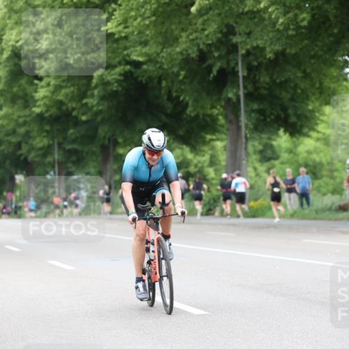 15.06.2025 - 7 Türme Triathlon Yannick Fuchs http://msf.ph/oto/8054488 15.06.2025 13:53:25 Radfahren  meine-sportfotos.de