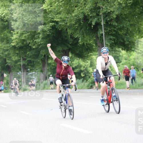 15.06.2025 - 7 Türme Triathlon Yannick Fuchs http://msf.ph/oto/8054501 15.06.2025 13:53:30 Radfahren  meine-sportfotos.de