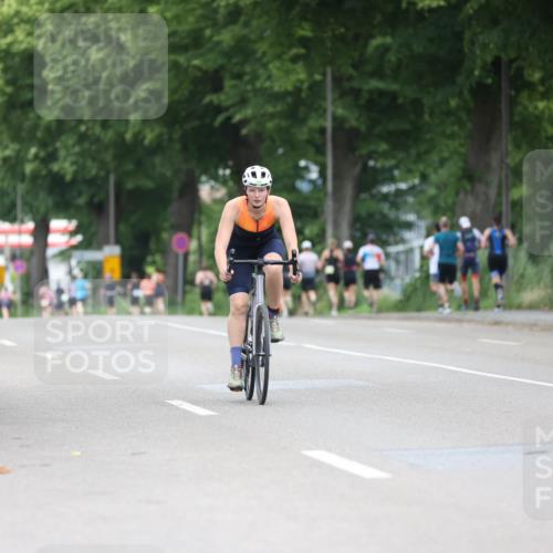 15.06.2025 - 7 Türme Triathlon Yannick Fuchs http://msf.ph/oto/8054530 15.06.2025 13:53:41 Radfahren  meine-sportfotos.de