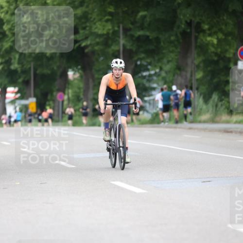 15.06.2025 - 7 Türme Triathlon Yannick Fuchs http://msf.ph/oto/8054532 15.06.2025 13:53:41 Radfahren  meine-sportfotos.de