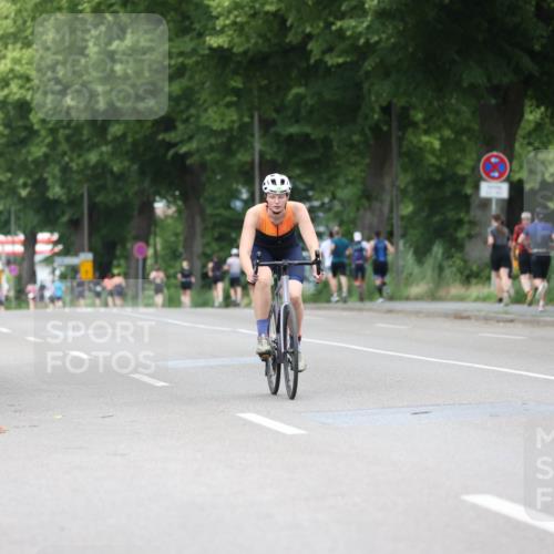 15.06.2025 - 7 Türme Triathlon Yannick Fuchs http://msf.ph/oto/8054533 15.06.2025 13:53:42 Radfahren  meine-sportfotos.de