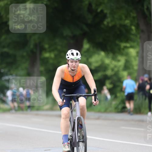 15.06.2025 - 7 Türme Triathlon Yannick Fuchs http://msf.ph/oto/8054536 15.06.2025 13:53:42 Radfahren  meine-sportfotos.de