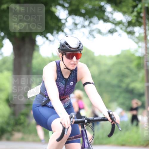 15.06.2025 - 7 Türme Triathlon Yannick Fuchs http://msf.ph/oto/8054566 15.06.2025 13:54:17 Radfahren  meine-sportfotos.de