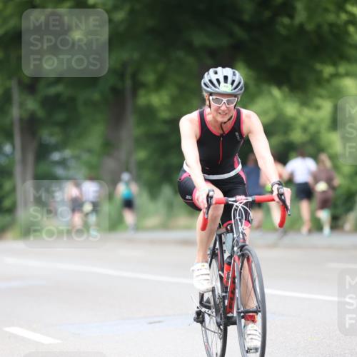 15.06.2025 - 7 Türme Triathlon Yannick Fuchs http://msf.ph/oto/8054577 15.06.2025 13:54:23 Radfahren 2 meine-sportfotos.de