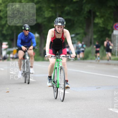 15.06.2025 - 7 Türme Triathlon Yannick Fuchs http://msf.ph/oto/8054601 15.06.2025 13:55:04 Radfahren  meine-sportfotos.de