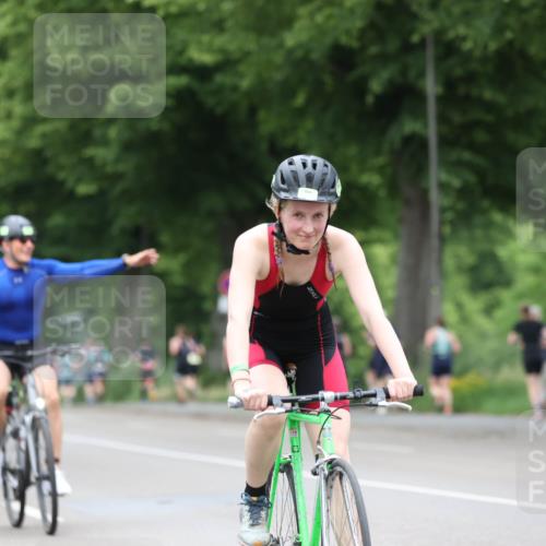 15.06.2025 - 7 Türme Triathlon Yannick Fuchs http://msf.ph/oto/8054604 15.06.2025 13:55:05 Radfahren 2 meine-sportfotos.de