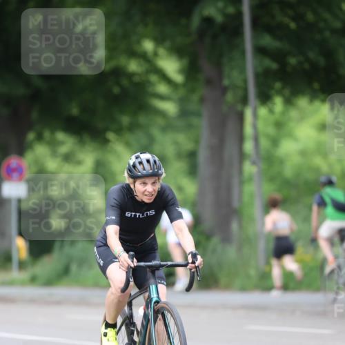 15.06.2025 - 7 Türme Triathlon Yannick Fuchs http://msf.ph/oto/8054698 15.06.2025 13:56:59 Radfahren  meine-sportfotos.de