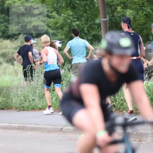 15.06.2025 - 7 Türme Triathlon Yannick Fuchs http://msf.ph/oto/8054735 15.06.2025 13:58:04 Radfahren  meine-sportfotos.de