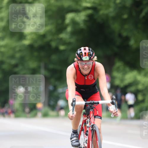 15.06.2025 - 7 Türme Triathlon Yannick Fuchs http://msf.ph/oto/8054769 15.06.2025 13:59:03 Radfahren 458 meine-sportfotos.de