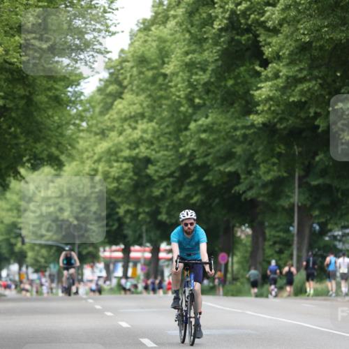 15.06.2025 - 7 Türme Triathlon Yannick Fuchs http://msf.ph/oto/8054771 15.06.2025 13:59:16 Radfahren  meine-sportfotos.de