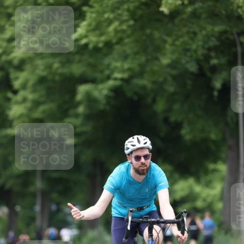 15.06.2025 - 7 Türme Triathlon Yannick Fuchs http://msf.ph/oto/8054775 15.06.2025 13:59:18 Radfahren  meine-sportfotos.de