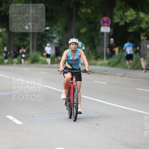 15.06.2025 - 7 Türme Triathlon Yannick Fuchs http://msf.ph/oto/8054792 15.06.2025 13:59:56 Radfahren  meine-sportfotos.de