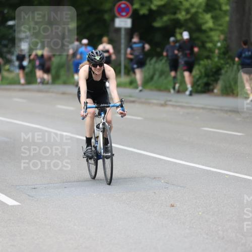 15.06.2025 - 7 Türme Triathlon Yannick Fuchs http://msf.ph/oto/8054812 15.06.2025 14:00:19 Radfahren  meine-sportfotos.de