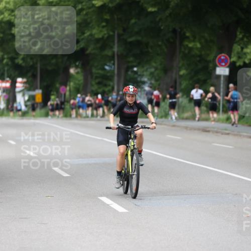 15.06.2025 - 7 Türme Triathlon Yannick Fuchs http://msf.ph/oto/8054833 15.06.2025 14:00:36 Radfahren  meine-sportfotos.de