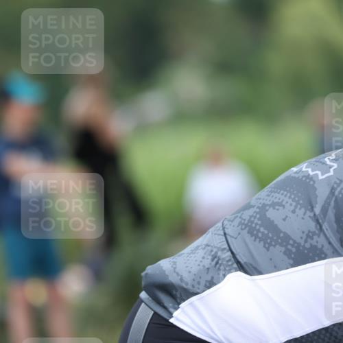 15.06.2025 - 7 Türme Triathlon Yannick Fuchs http://msf.ph/oto/8054872 15.06.2025 14:02:06 Radfahren  meine-sportfotos.de