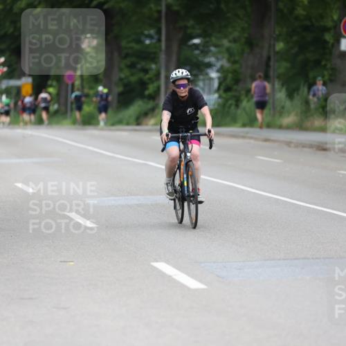 15.06.2025 - 7 Türme Triathlon Yannick Fuchs http://msf.ph/oto/8054900 15.06.2025 14:02:54 Radfahren  meine-sportfotos.de