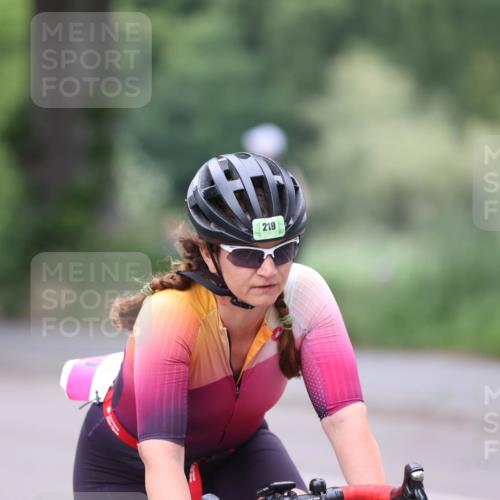 15.06.2025 - 7 Türme Triathlon Yannick Fuchs http://msf.ph/oto/8054927 15.06.2025 14:03:22 Radfahren 219 meine-sportfotos.de