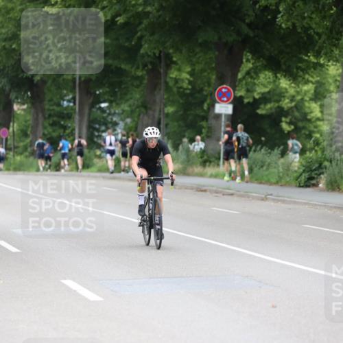 15.06.2025 - 7 Türme Triathlon Yannick Fuchs http://msf.ph/oto/8054931 15.06.2025 14:04:06 Radfahren  meine-sportfotos.de