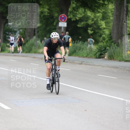15.06.2025 - 7 Türme Triathlon Yannick Fuchs http://msf.ph/oto/8054933 15.06.2025 14:04:07 Radfahren  meine-sportfotos.de