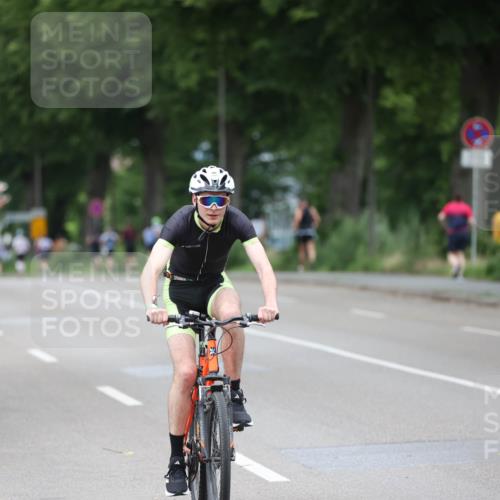 15.06.2025 - 7 Türme Triathlon Yannick Fuchs http://msf.ph/oto/8054948 15.06.2025 14:08:12 Radfahren  meine-sportfotos.de