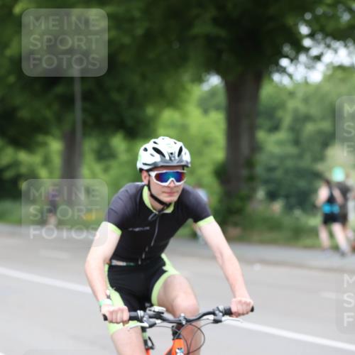 15.06.2025 - 7 Türme Triathlon Yannick Fuchs http://msf.ph/oto/8054950 15.06.2025 14:08:13 Radfahren  meine-sportfotos.de