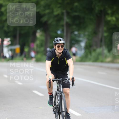 15.06.2025 - 7 Türme Triathlon Yannick Fuchs http://msf.ph/oto/8054956 15.06.2025 14:08:45 Radfahren  meine-sportfotos.de