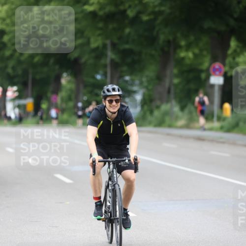15.06.2025 - 7 Türme Triathlon Yannick Fuchs http://msf.ph/oto/8054957 15.06.2025 14:08:45 Radfahren  meine-sportfotos.de