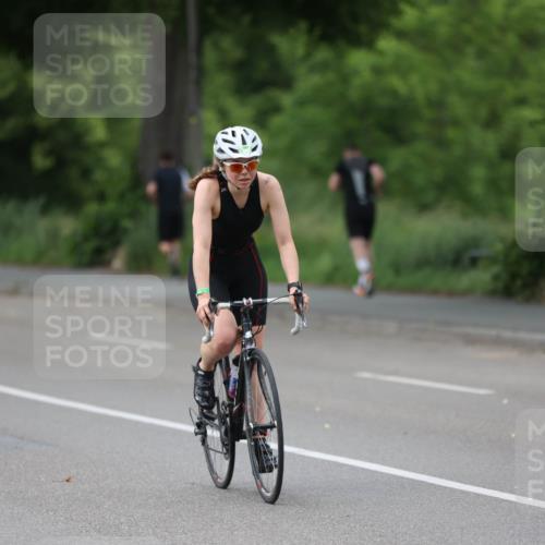 15.06.2025 - 7 Türme Triathlon Yannick Fuchs http://msf.ph/oto/8054984 15.06.2025 14:11:02 Radfahren  meine-sportfotos.de