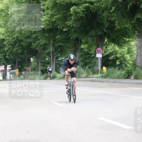 15.06.2025 - 7 Türme Triathlon Yannick Fuchs http://msf.ph/oto/8055570 15.06.2025 11:07:11 Radfahren  meine-sportfotos.de