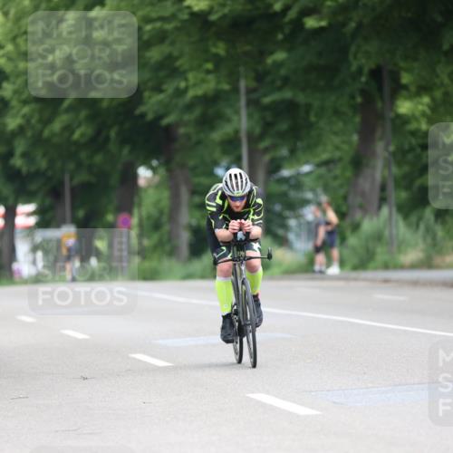 15.06.2025 - 7 Türme Triathlon Yannick Fuchs http://msf.ph/oto/8055597 15.06.2025 11:08:50 Radfahren  meine-sportfotos.de