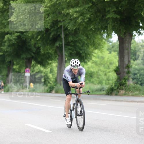 15.06.2025 - 7 Türme Triathlon Yannick Fuchs http://msf.ph/oto/8055800 15.06.2025 11:12:30 Radfahren  meine-sportfotos.de