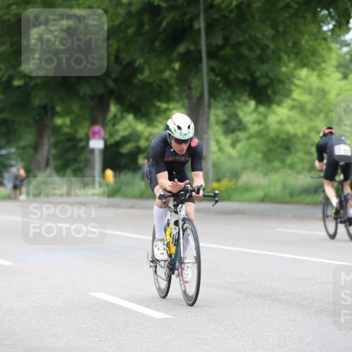 15.06.2025 - 7 Türme Triathlon Yannick Fuchs http://msf.ph/oto/8055810 15.06.2025 11:12:40 Radfahren  meine-sportfotos.de
