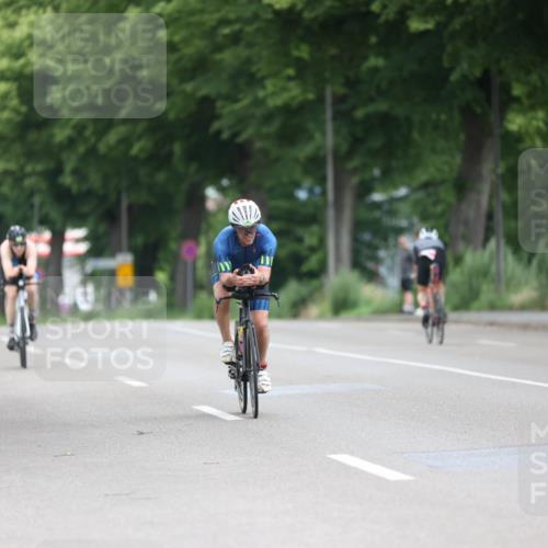 15.06.2025 - 7 Türme Triathlon Yannick Fuchs http://msf.ph/oto/8055829 15.06.2025 11:12:54 Radfahren  meine-sportfotos.de