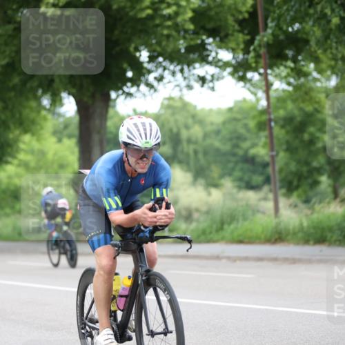 15.06.2025 - 7 Türme Triathlon Yannick Fuchs http://msf.ph/oto/8055837 15.06.2025 11:12:57 Radfahren  meine-sportfotos.de