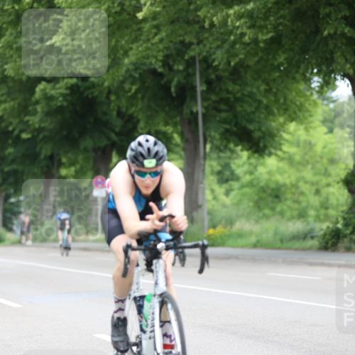 15.06.2025 - 7 Türme Triathlon Yannick Fuchs http://msf.ph/oto/8055841 15.06.2025 11:12:58 Radfahren  meine-sportfotos.de