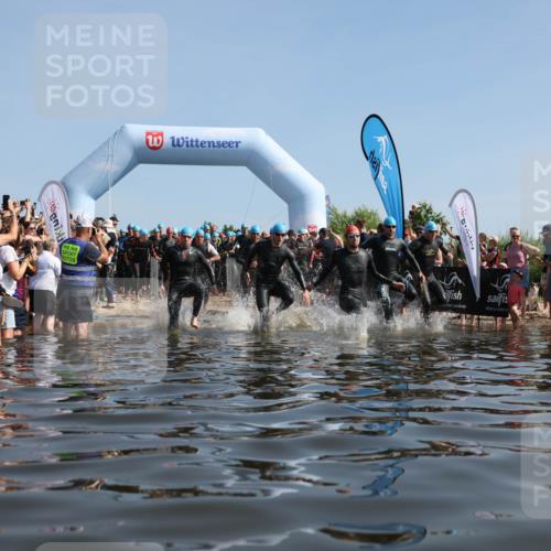 22.06.2025 - Viking Triathlon Michael Strokosch http://msf.ph/oto/8055849 22.06.2025 10:00:12 Schwimmen 2, 4, 100, 122, 329, 485, 521, 544, 609 meine-sportfotos.de