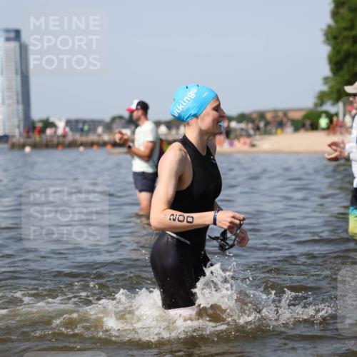 22.06.2025 - Viking Triathlon Michael Strokosch http://msf.ph/oto/8055966 22.06.2025 10:29:08 Schwimmen 7, 12, 152, 200, 310, 384, 443, 458, 604, 628, 652 meine-sportfotos.de