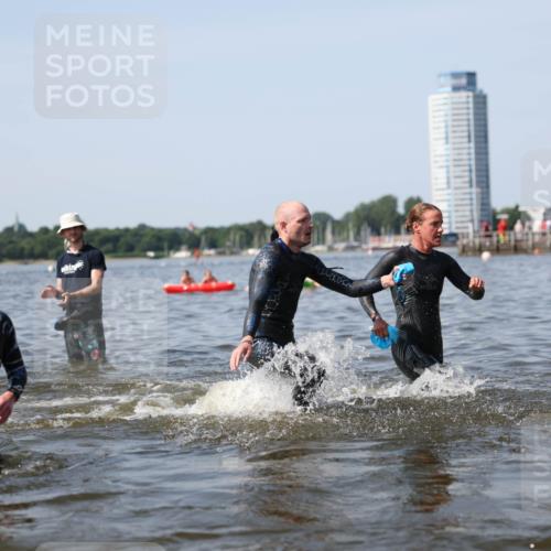 22.06.2025 - Viking Triathlon Michael Strokosch http://msf.ph/oto/8056010 22.06.2025 10:29:21 Schwimmen 11, 30, 33, 243, 458, 612, 652 meine-sportfotos.de
