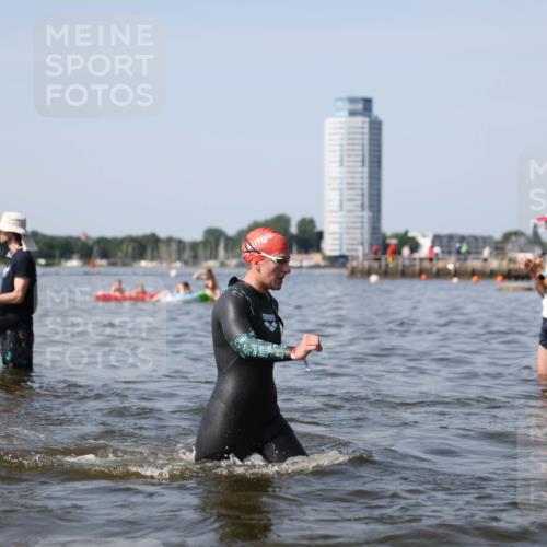 22.06.2025 - Viking Triathlon Michael Strokosch http://msf.ph/oto/8056050 22.06.2025 10:29:27 Schwimmen 6, 11, 30, 33, 243, 612 meine-sportfotos.de