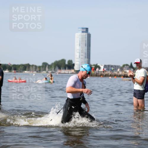 22.06.2025 - Viking Triathlon Michael Strokosch http://msf.ph/oto/8056069 22.06.2025 10:29:36 Schwimmen 6, 612 meine-sportfotos.de