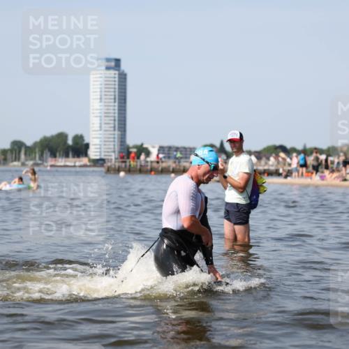 22.06.2025 - Viking Triathlon Michael Strokosch http://msf.ph/oto/8056073 22.06.2025 10:29:36 Schwimmen 6, 612 meine-sportfotos.de