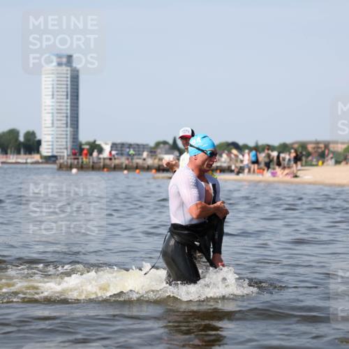 22.06.2025 - Viking Triathlon Michael Strokosch http://msf.ph/oto/8056075 22.06.2025 10:29:36 Schwimmen 6, 612 meine-sportfotos.de