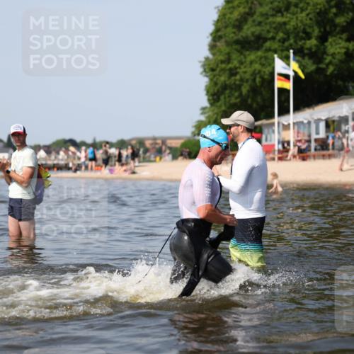 22.06.2025 - Viking Triathlon Michael Strokosch http://msf.ph/oto/8056080 22.06.2025 10:29:37 Schwimmen 6, 612 meine-sportfotos.de