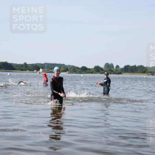 22.06.2025 - Viking Triathlon Michael Strokosch http://msf.ph/oto/8056090 22.06.2025 10:29:47 Schwimmen 299, 473 meine-sportfotos.de